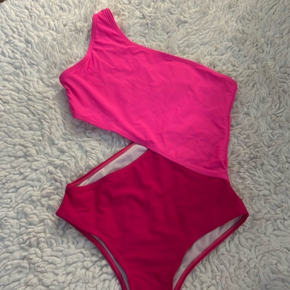 Women’s Hot Pink One Piece Swim Suit Small